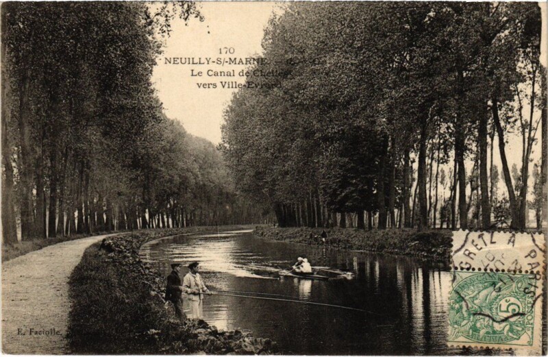 Carte postale ancienne Neuilly s Marne Le Canal de Chelles