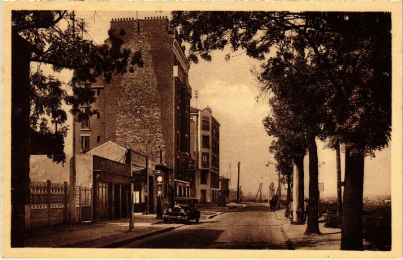Carte postale ancienne La Courneuve Rue Saint-Denis à La Courneuve