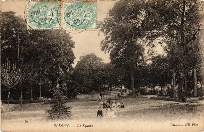 Carte postale ancienne Epinay Le Square