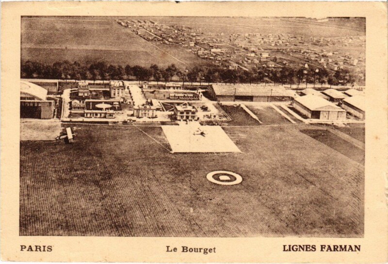 Carte postale ancienne Le Bourget Lignes Farman au Bourget