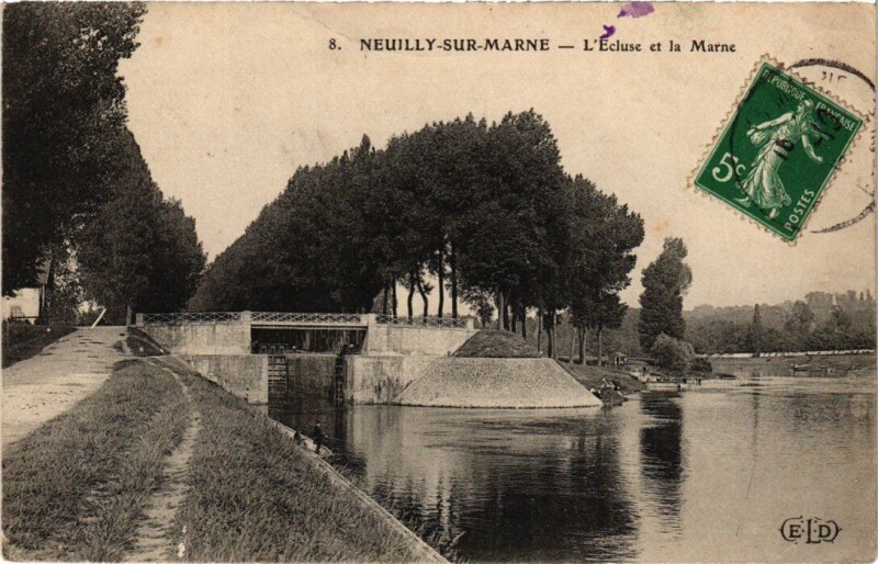 Carte postale ancienne Neuilly s Marne Ecluse et la Marne