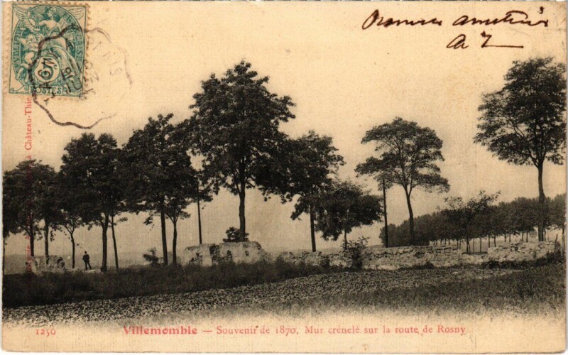 Carte postale ancienne Villemomble Mur crenele sur la route de Rosny à Villemomble