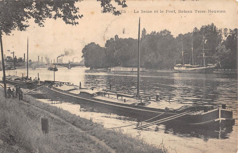 Carte postale ancienne Suresnes - La Seine Et Le Pont - Bateau Terre Neuvien à Suresnes