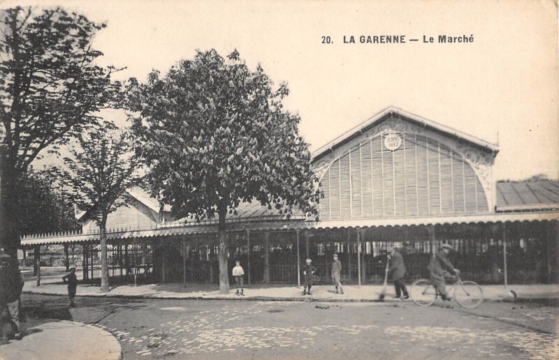 Carte postale ancienne La Garenne - Le Marche