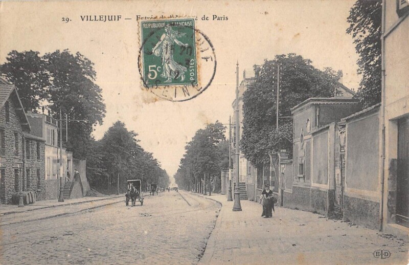 Carte postale ancienne Villejuif / Entree De La Rue De Paris à Villejuif