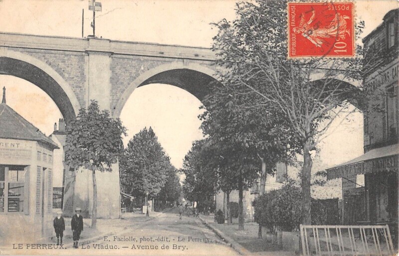 Carte postale ancienne Le Perreux - Le Viaduc - Avenue De Bry
