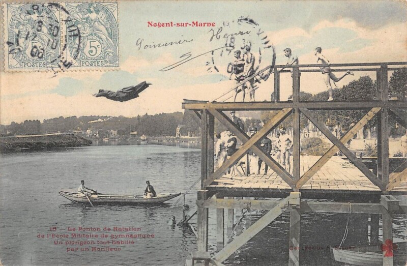 Carte postale ancienne Nogent Sur Marne - Le Ponton De Natation - Ecole Militaire à Nogent-sur-Marne