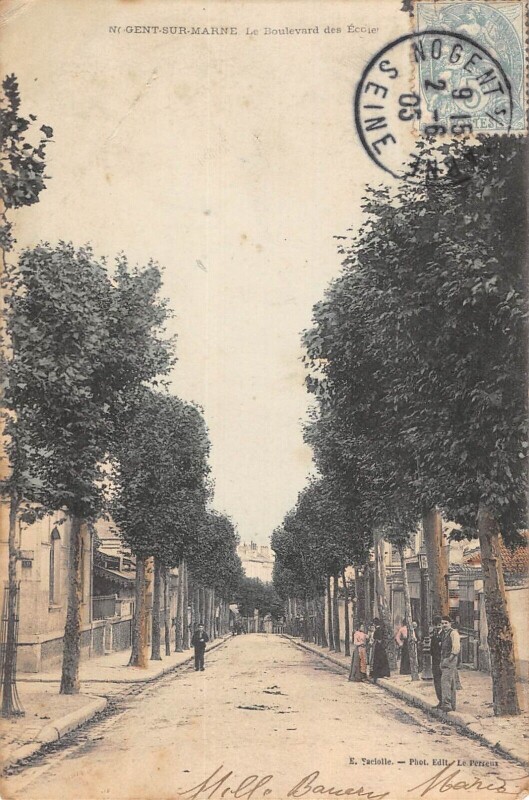 Carte postale ancienne Nogent Sur Marne - Boulevard Des Ecoles à Nogent-sur-Marne