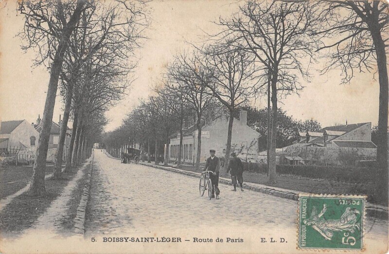 Carte postale ancienne Boissy Saint Leger - Rue De Paris
