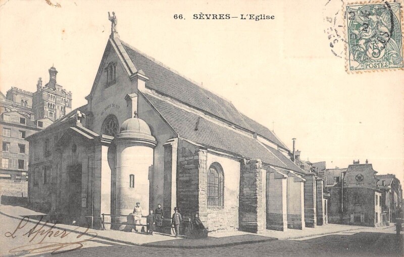 Carte postale ancienne L'Eglise à Sèvres
