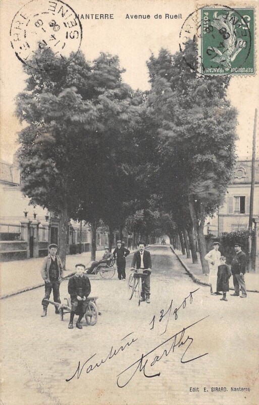 Carte postale ancienne Nanterre - Avenue De Rueil à Nanterre