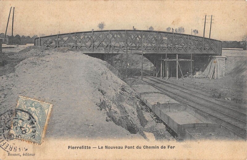 Carte postale ancienne Pierrefitte - Le Nouveau Pont Du Chemin De Fer
