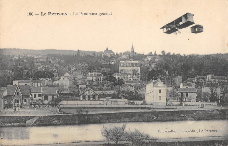 Carte postale ancienne Le Perreux - Le Panorama General - Aeroplane