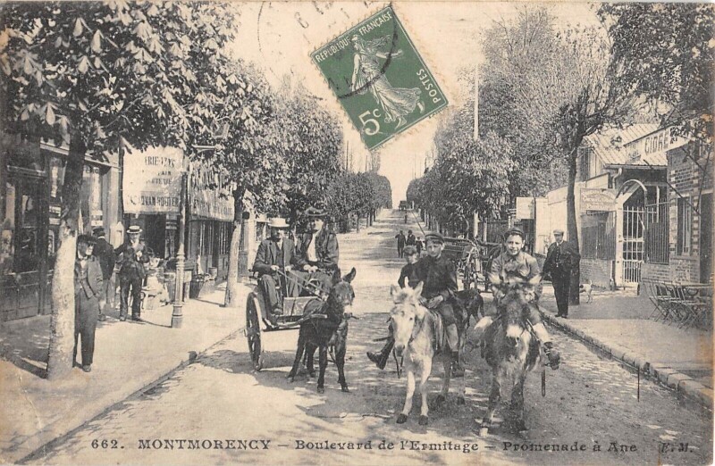 Carte postale ancienne Montmorency / Boulevard De L'Ermitage / Promenade A Ane à Montmorency