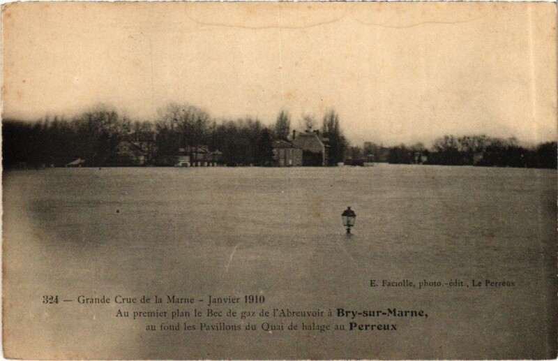 Carte postale ancienne Bry-sur-Marne Le Perreux-sur-Marne - 1910 - Flood Disater à Bry-sur-Marne