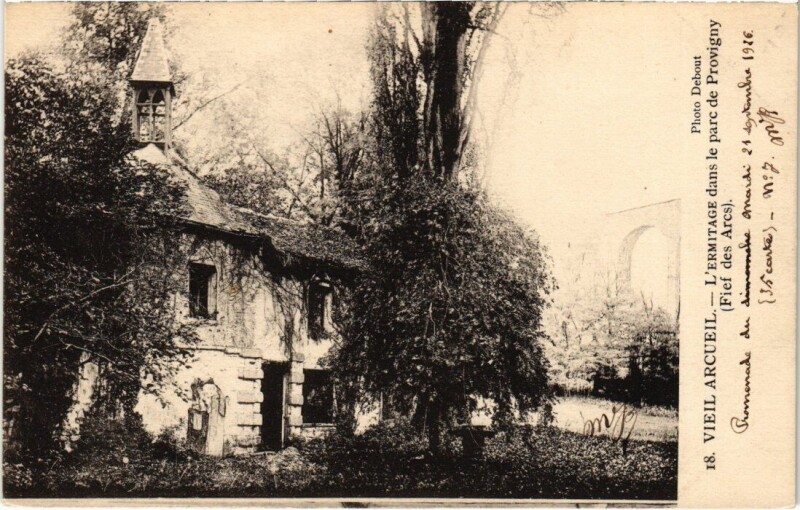 Carte postale ancienne Arcueil Ermitage dans le Parc de Provigny à Arcueil