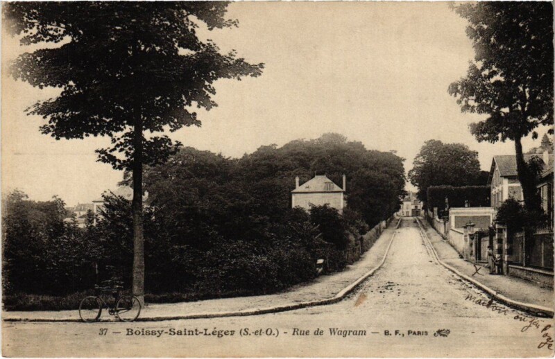 Carte postale ancienne Boissy-Saint-Leger Rue de Wagram