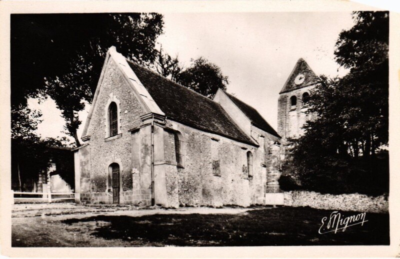 Carte postale ancienne Marolles-en-Brie Eglise à Marolles-en-Brie