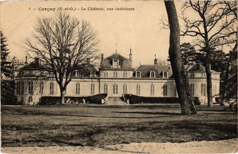 Carte postale ancienne Cercay Le Chateau - Vue Interieure