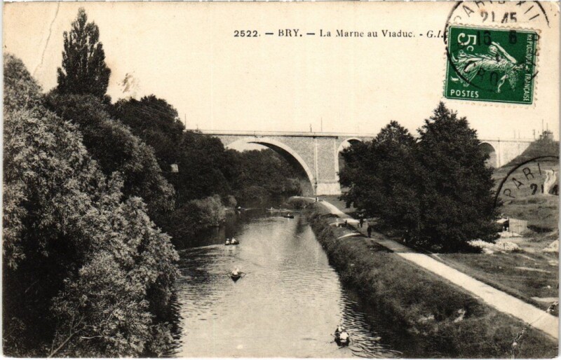 Carte postale ancienne Bry-sur-Marne La Marne au Viaduc à Bry-sur-Marne