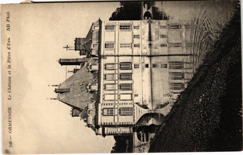 Carte postale ancienne Ormesson-sur-Marne Le Chateau et la Piece d'Eau à Ormesson-sur-Marne