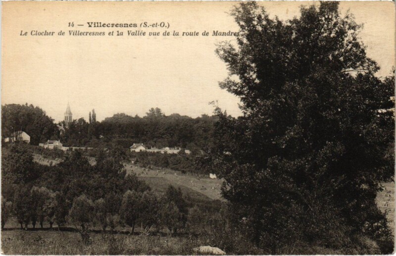 Carte postale ancienne Villecresnes Le Clocher - La Vallee à Villecresnes