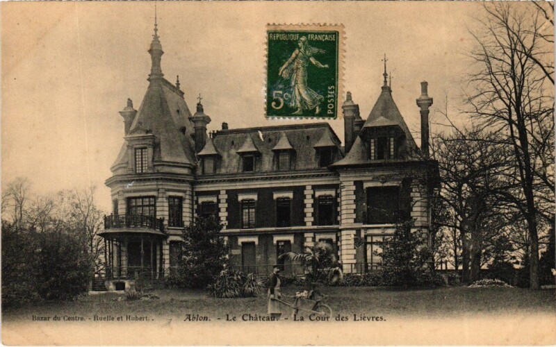 Carte postale ancienne Ablon-sur-Seine Le Chateau - La Cour des Lievres à Ablon-sur-Seine