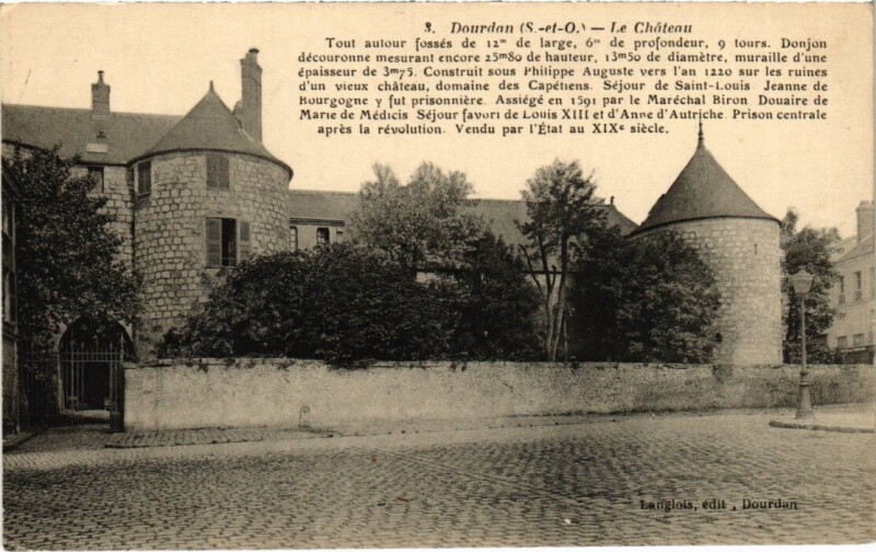 Carte postale ancienne Dourdan Le Chateau à Dourdan
