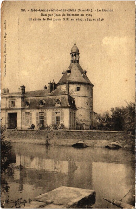 Carte postale ancienne Ste Genevieve des Bois Le Donjon