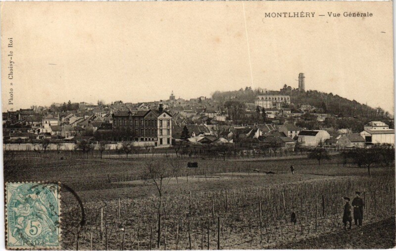 Carte postale ancienne Montlhery vue generale