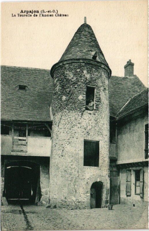 Carte postale ancienne Arpajon La Tourelle de l'Ancien Chateau à Arpajon