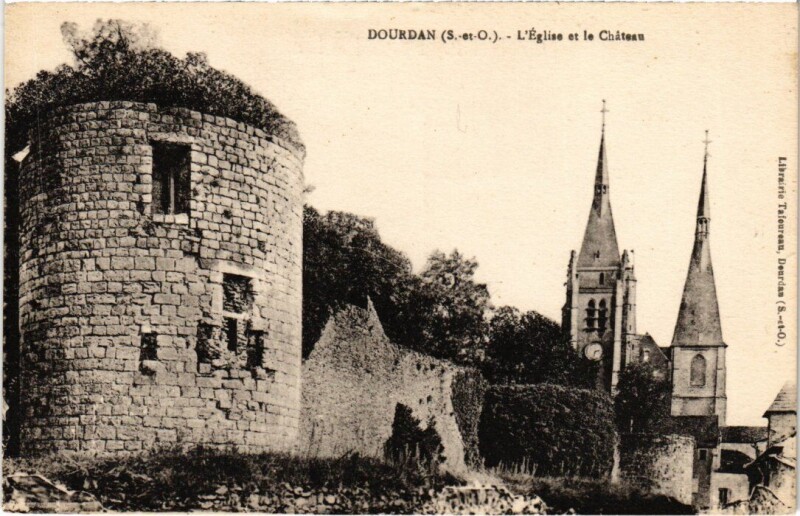 Carte postale ancienne Dourdan Eglise et le Chateau à Dourdan