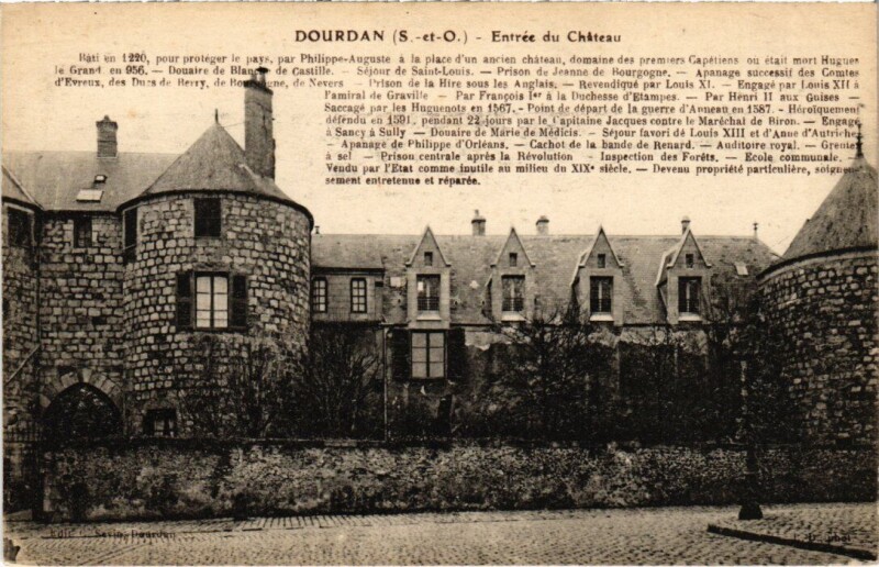Carte postale ancienne Dourdan Entree du Chateau à Dourdan