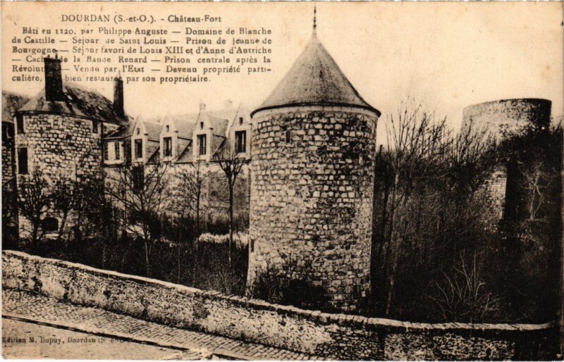 Carte postale ancienne Dourdan Le Chateau à Dourdan