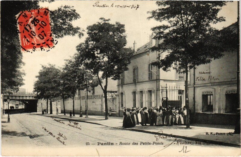 Carte postale ancienne Pantin Route des Petits-Ponts à Pantin