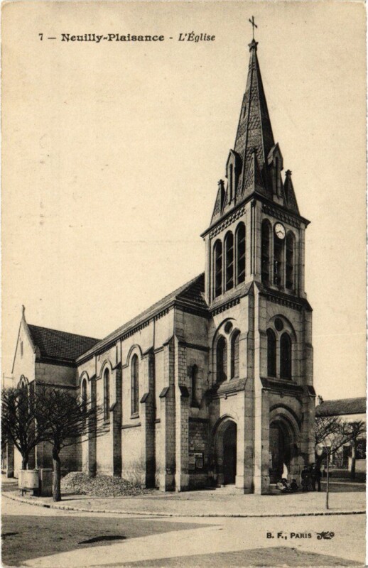 Carte postale ancienne Neuilly-Plaisance Eglise à Neuilly-Plaisance