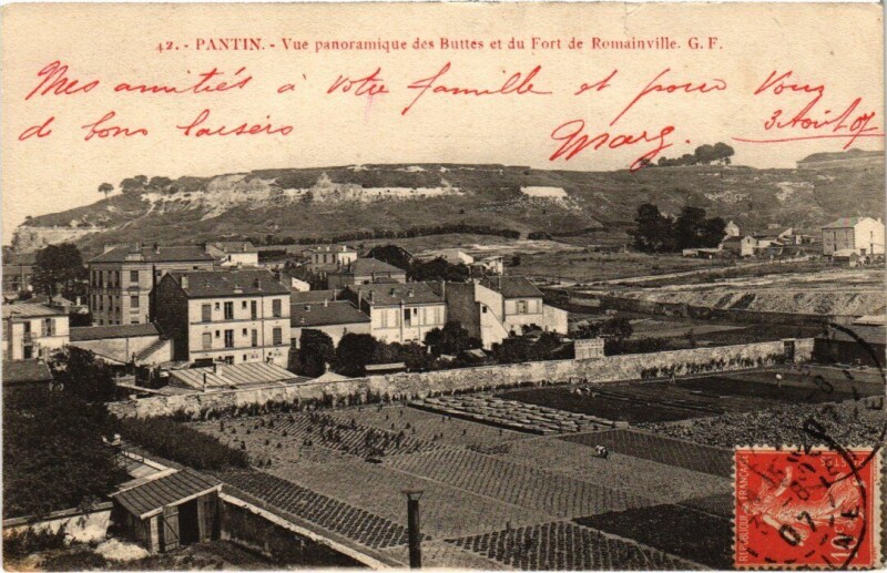 Carte postale ancienne Pantin Vue Panoramique des Buttes et du Fort du Romainville à Pantin