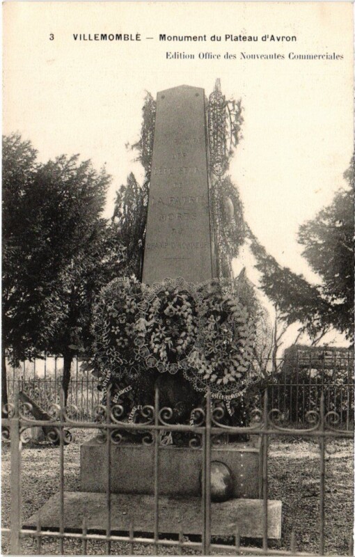 Carte postale ancienne Villemomble Monument du Plateau d'Avron à Villemomble