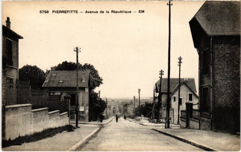 Carte postale ancienne Pierrefitte Avenue de la Republique