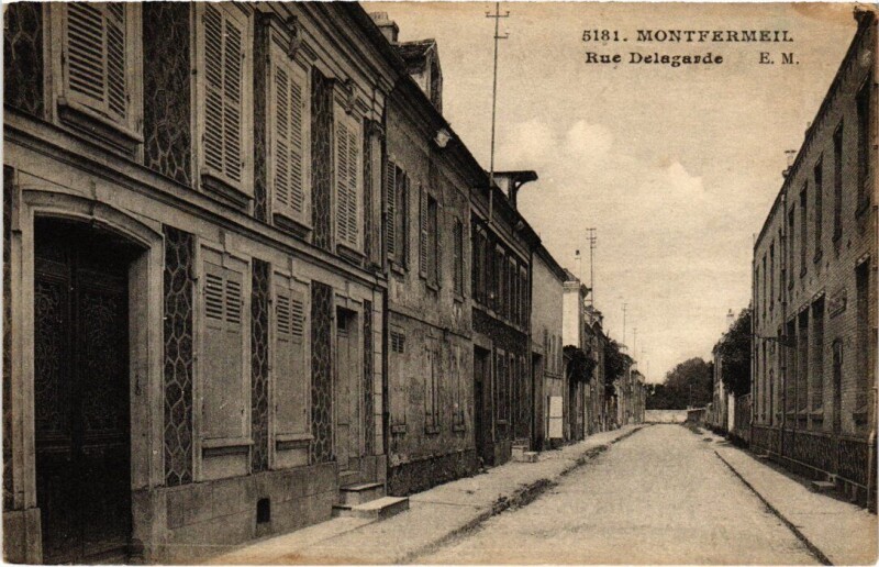 Carte postale ancienne Montfermeil Rue Delagarde à Montfermeil