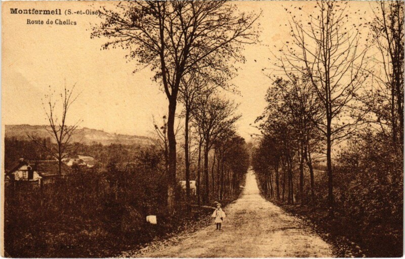 Carte postale ancienne Montfermeil Route de Chelles à Montfermeil