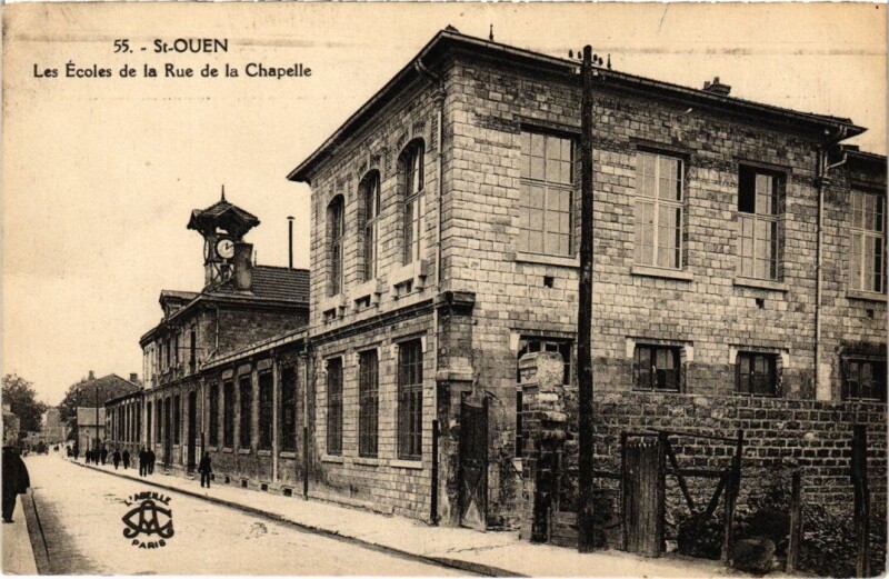 Carte postale ancienne Les Ecoles de la Rue de la Chapelle à Saint-Ouen-sur-Seine