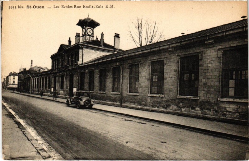Carte postale ancienne Les Ecoles Rue Emile-Zola à Saint-Ouen-sur-Seine