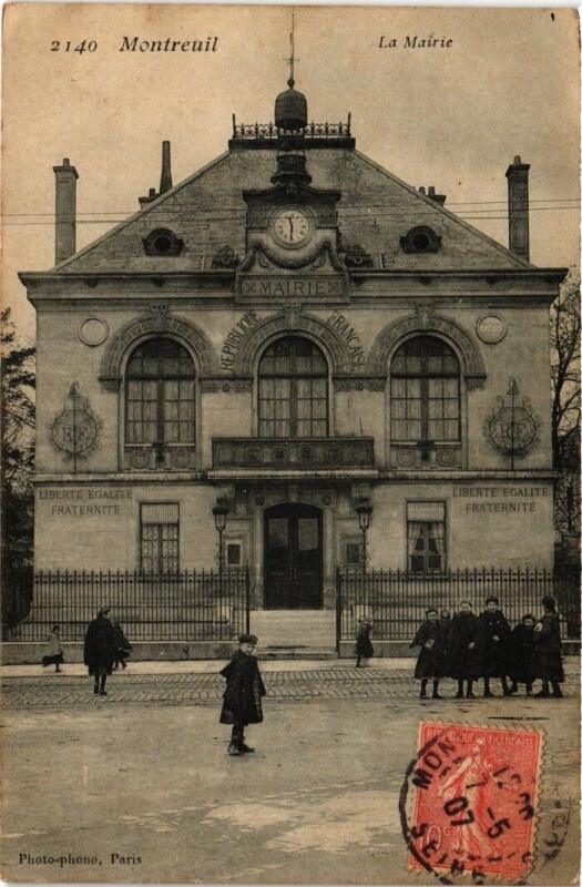 Carte postale ancienne Montreuil-sous-Bois Mairie à Montreuil