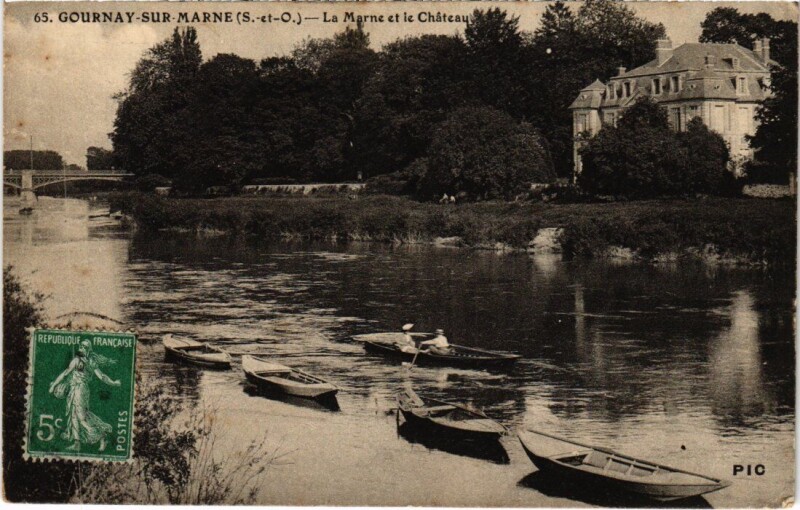 Carte postale ancienne Gournay-sur-Marne La Marne et le Chateau à Gournay-sur-Marne