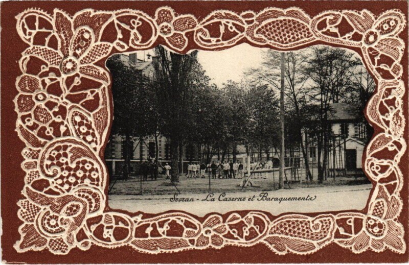 Carte postale ancienne Sevran La Caserne et Baraquements à Sevran