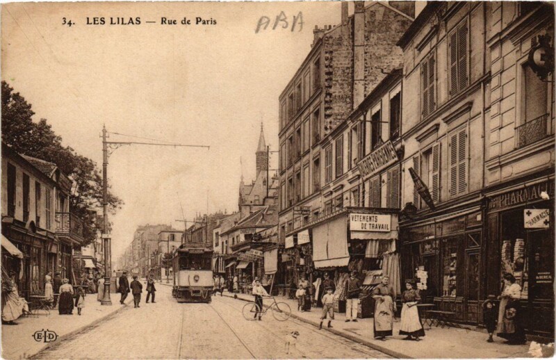 Carte postale ancienne Les Lilas Rue de Paris aux Lilas