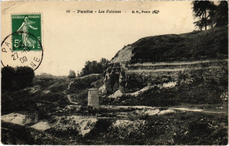 Carte postale ancienne Pantin Les Falaises à Pantin