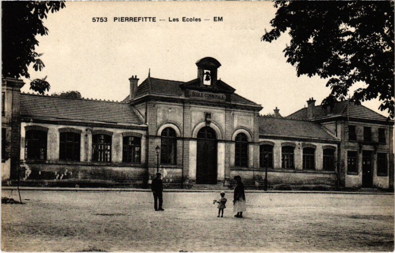 Carte postale ancienne Pierrefitte Les Ecoles
