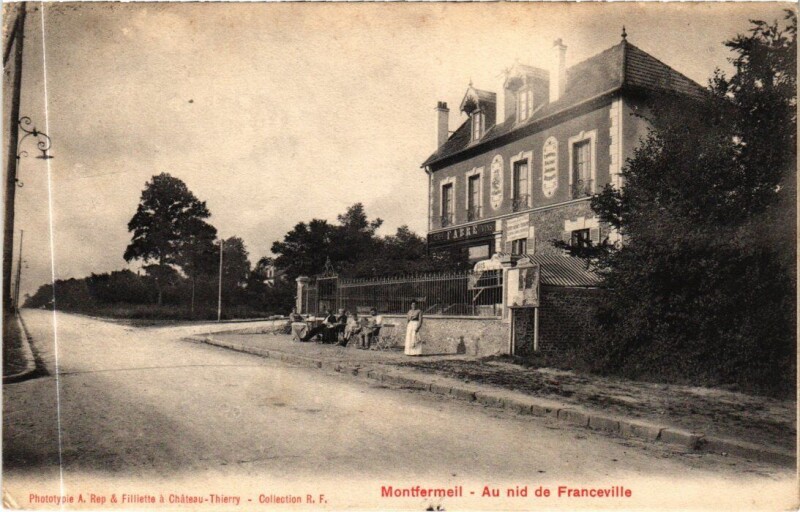 Carte postale ancienne Montfermeil Au nid de Franceville à Montfermeil